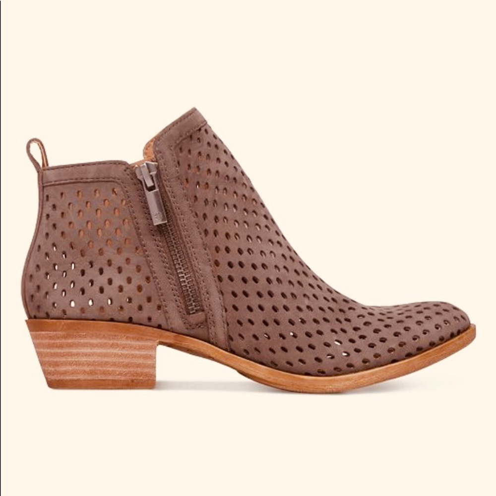 Lucky perforated bootie bayley.